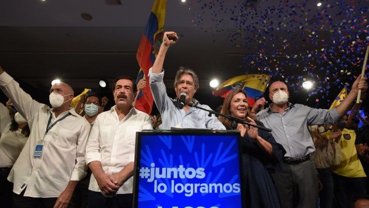 Elezioni in Ecuador, un banchiere come presidente. Lasso rallenta l'onda di sinistra in America Latina