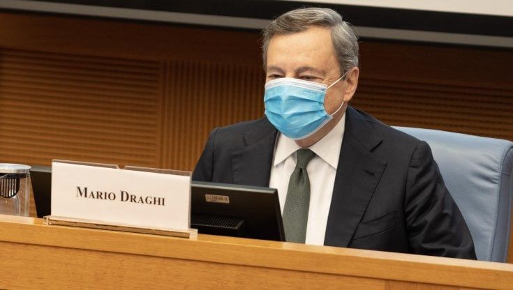 Pnrr, Draghi e il patto di ferro con i sindaci: "Il Recovery è nelle vostre mani"