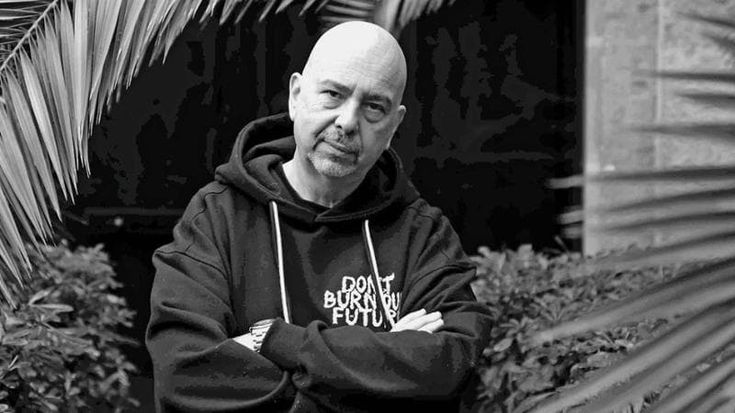 Carlo Lomanto: “Insegno ai ragazzi il canto jazz. E mi vesto come loro perché...”