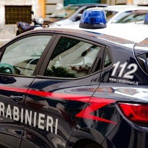 Scomparso da Piacenza, la sua auto trovata al porto di Ancona. Dentro un coltello insanguinato