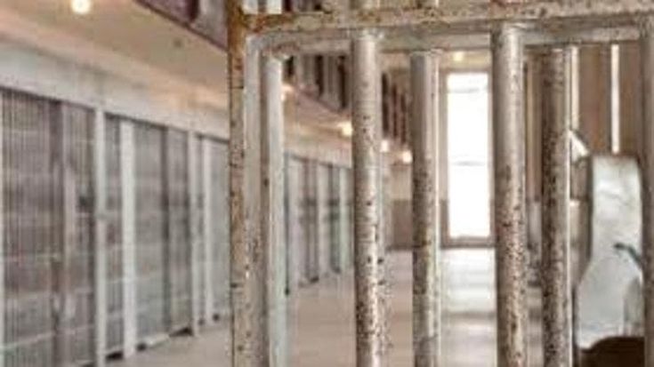 Gran Bretagna, in carcere da 12 anni per il furto di un telefonino. L’Onu accusa Londra