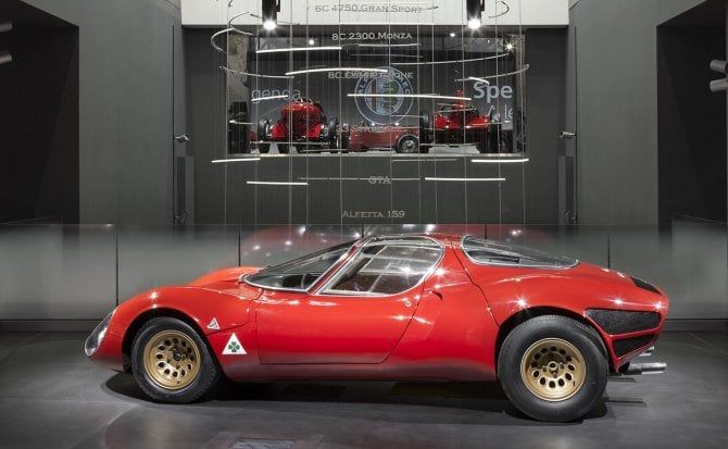 Alfa Romeo, festa ad Arese per i 50 anni del mito 33 Stradale