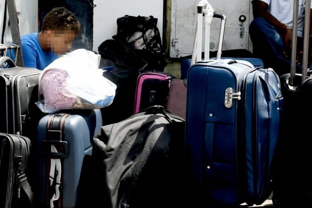 Roma, sgombero in via Scorticabove a San Basilio: sfollate un centinaio di persone