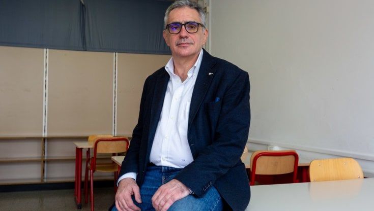 Minacce e proiettile al virologo Fabrizio Pregliasco: la procura di Milano apre un'inchiesta