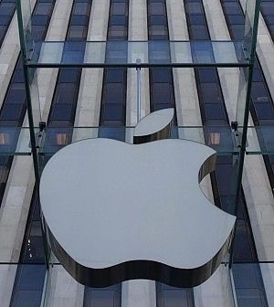 Apple sfida la Svizzera: "L'Apple Watch seppellir&agrave; i vostri orologi"