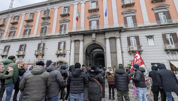 Caivano, raid alla Harmont & Blaine in piena vertenza per i licenziamenti