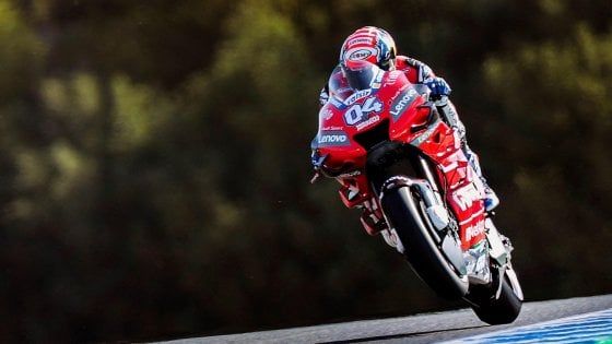 MotoGp, Spagna: Ducati ok, Petrucci davanti, poi Dovizioso. Marquez c'è, Rossi lontano