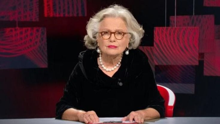L’inferno dei vivi arde sui banchi di una pretura