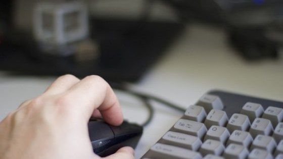 Carceri, i detenuti avranno casella mail per inviare e ricevere messaggi: sperimentazione al via da Bari