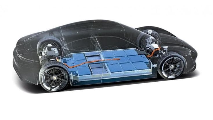Allarme auto elettriche: in caso di incidente vengono spesso rottamate. Ecco perché