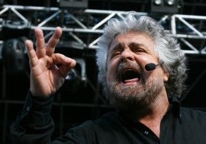 Stipendi "gonfiati" del M5s,<br />Bonaccini: "E i bla bla precedenti"?