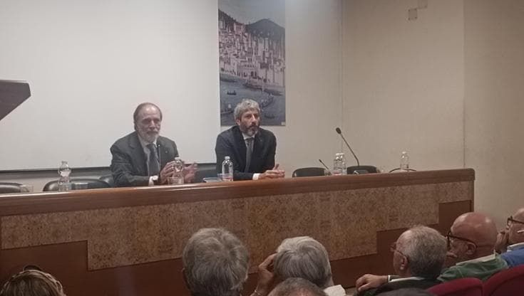 Fico incontra gli iscritti Uil: “Criminalità giovanile, servono più scuola e cultura”