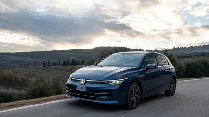 Volkswagen rilancia il plug-in con Golf, Passat e Tiguan eHybrid. La prova e i prezzi