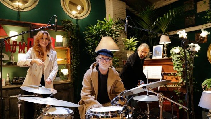 Stefano Bollani torna in tv: "Vi porto in via dei Matti numero Zero"