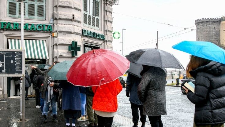 Napoli, 200 mila senza vaccino: "Non hanno neanche la prima dose"
