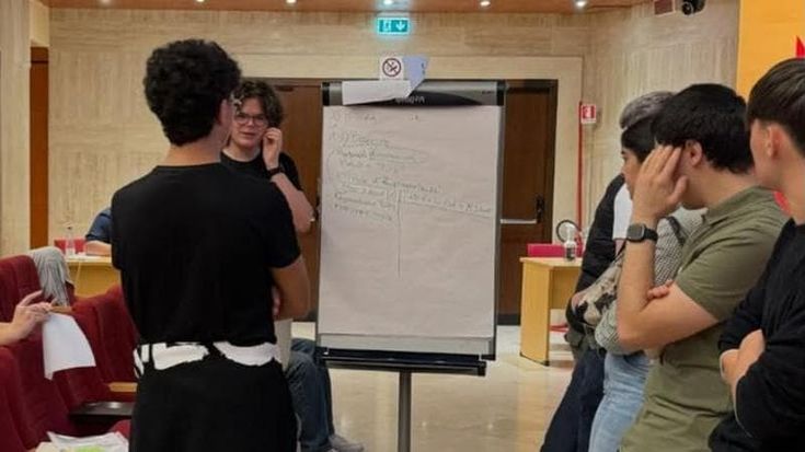 Consulta degli studenti di Roma, dopo 17 anni vincono i rappresentanti della destra