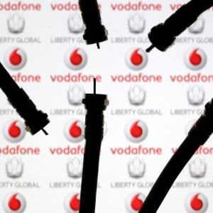 Vodafone, solidarietà per evitare oltre mille esuberi