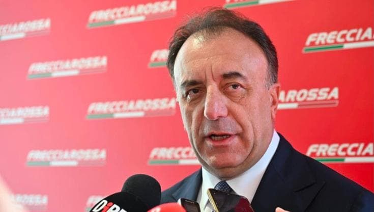 Eav, Diamantini: “Vesuviana più puntuale, ci lavoro anche ad agosto”. Fico: “Lui un top player”