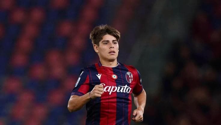 Italiano sceglie Dominguez: l’esterno entra nella lista Uefa per giocare col Salisburgo