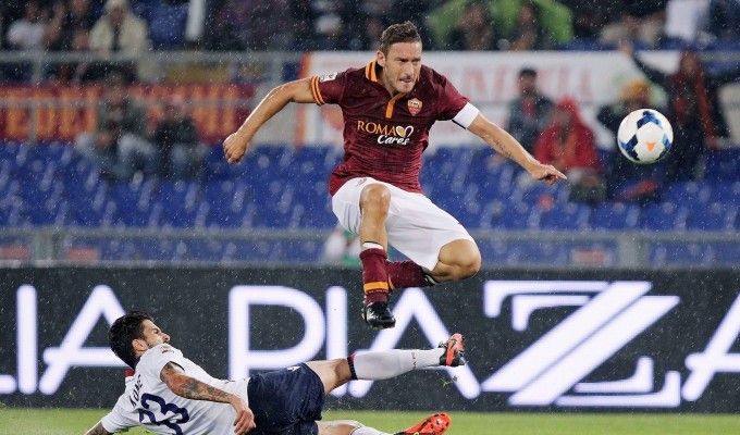 Roma, Totti: "Non sono bionico... Con Juve sar&agrave; un secondo derby"