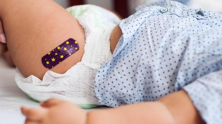 Poche vaccinazioni, immunità di gregge a rischio. Tornano i virus che possono scatenare un’epidemia
