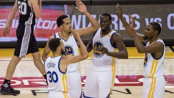 Basket, playoff Nba: San Antonio sfiora l'impresa. Curry e Durant rialzano i Warriors