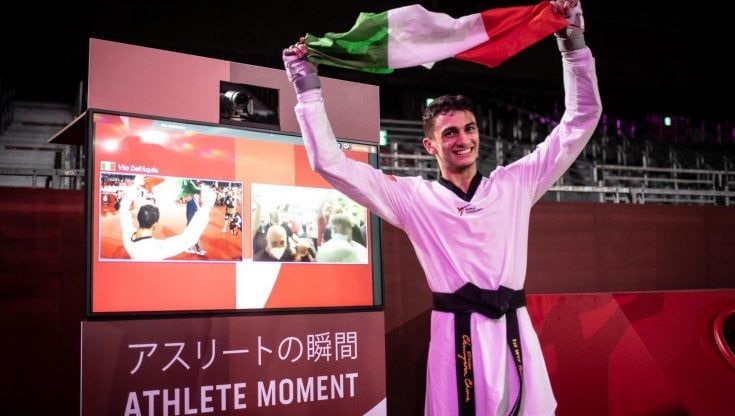 Il volo Dell'Aquila: l'oro di Vito, il primo Duemila azzurro: "Sono qui grazie al vaccino, fatelo tutti"