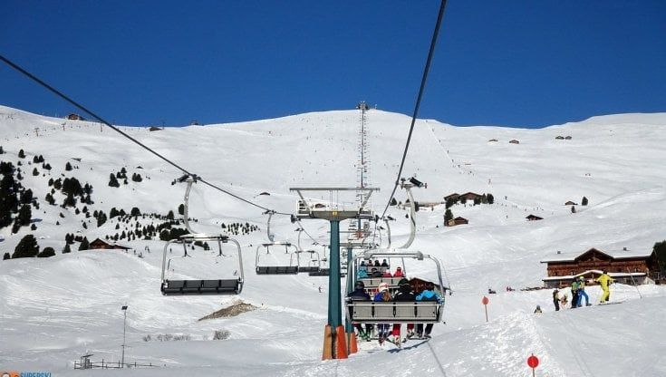 Sedicenne di Chieri colto da malore sulla seggiovia a Prali, ora è gravissimo