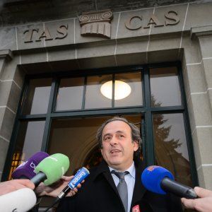 Platini resta sospeso 90 giorni (e la Fifa è sempre lontana...)