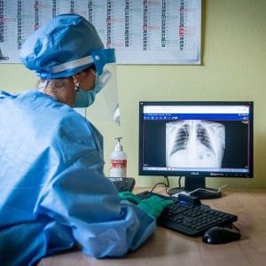 Dopo una pausa il virus in Piemonte riparte: contagi in salita per il secondo giorno di fila
