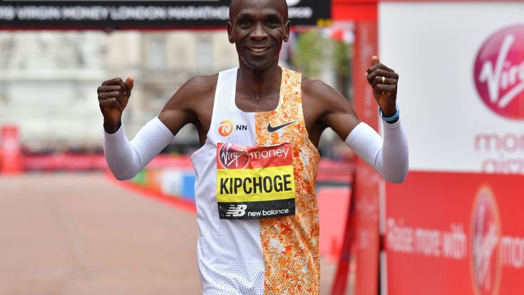 Eliud Kipchoge:  “Non corro per i soldi ma per abbattere muri”