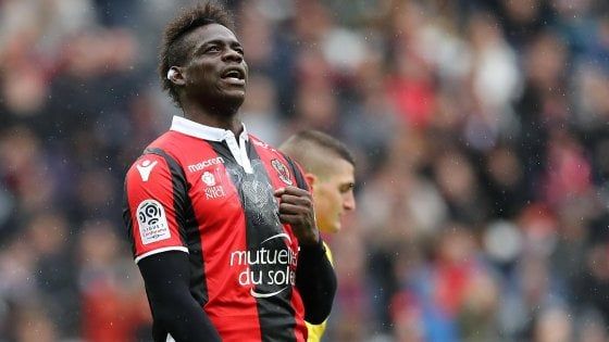 Balotelli: "Ho smesso di fare ragazzate, per lo scudetto tifo Napoli"
