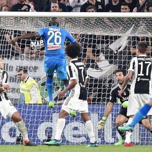 Il Napoli ora è favorito, la Juve è stanca