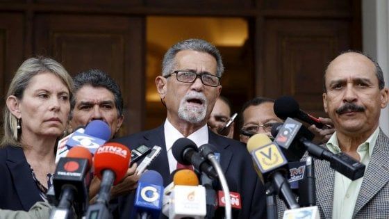 Venezuela, Magallanes e De Grazia: i due deputati anti-Maduro arrivati in Italia