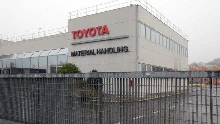 Toyota MH, segnali di riavvio dopo lo scoppio. Riparte il lavoro da remoto