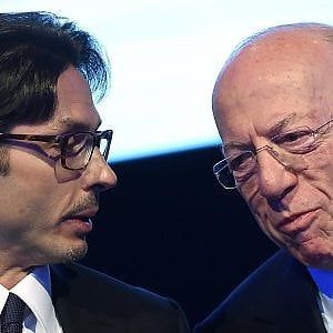 Mediaset, Vivendi al 25%. Il cda: intervenga l'Agcom