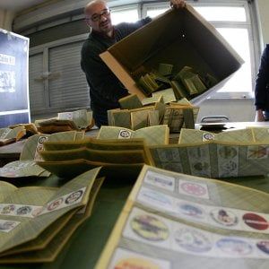 Elezioni, l'elenco definitivo dei candidati in Toscana