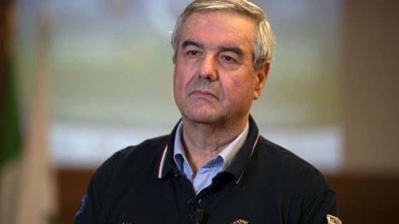 Coronavirus, morti altri cinque medici, ora sono 41 le vittime tra i camici bianchi. Borrelli negativo al tampone