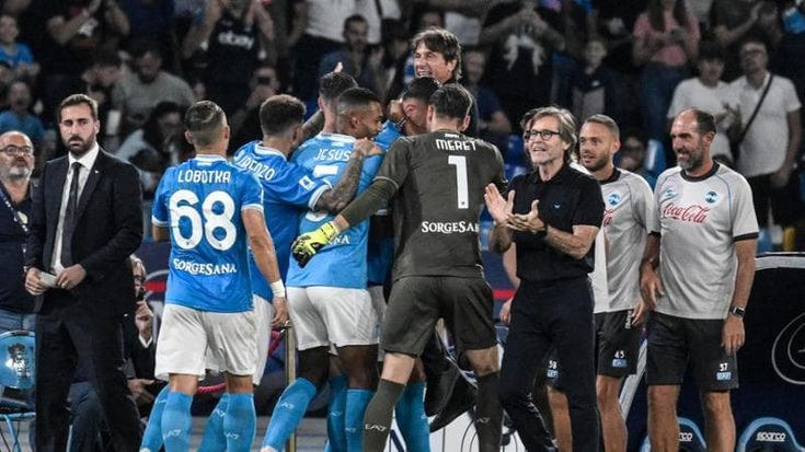 Conte avverte il Napoli: niente euforia per la fuga. “C’è tanto lavoro da fare”