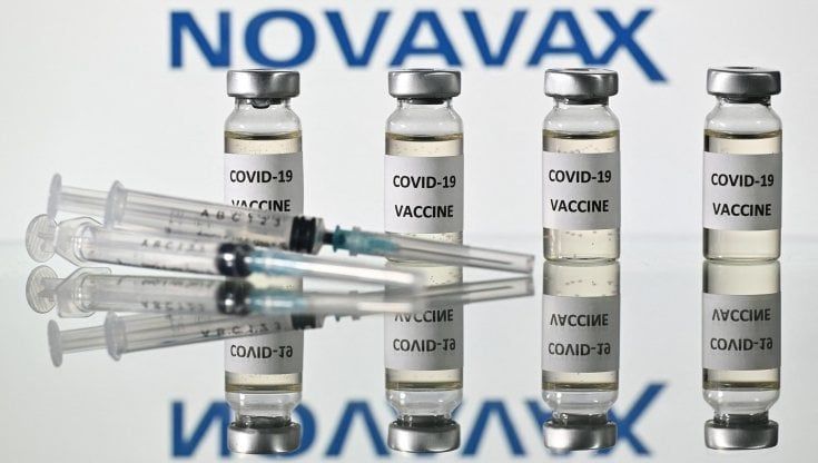 Vaccino Novavax, perché è diverso dagli altri e come può aiutarci contro il Covid