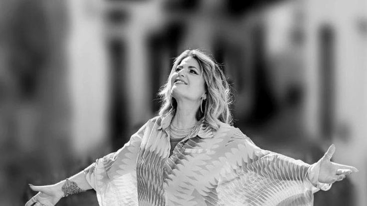 Monica Sarnelli: “Una vita in musica: i tour con Di Capri e la sigla di Un posto al sole”