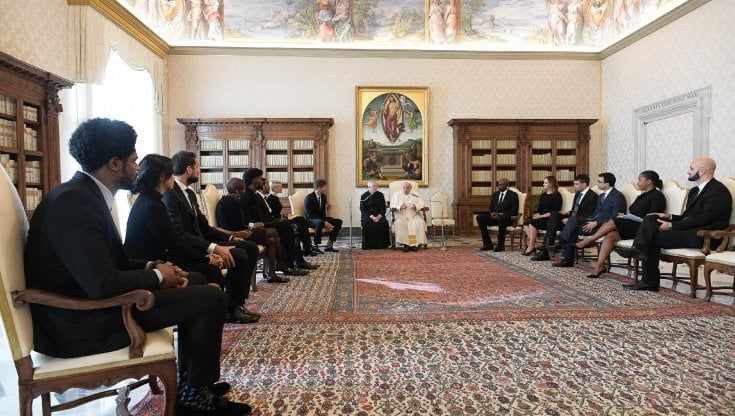 Basket, la Nba da Papa Francesco per dire no al razzismo
