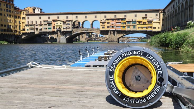 Arriva in Italia il bidoncino acchiappa plastiche che pulisce il mare