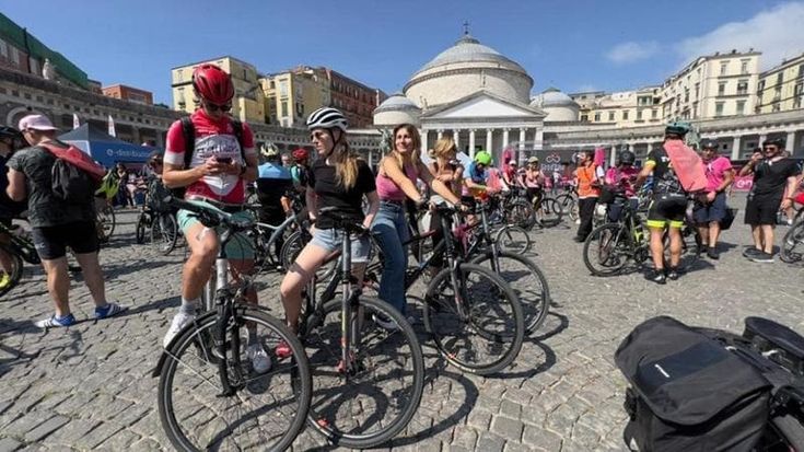 Giro d’Italia a Napoli, 3 milioni da Città metropolitana per il rifacimento delle strade