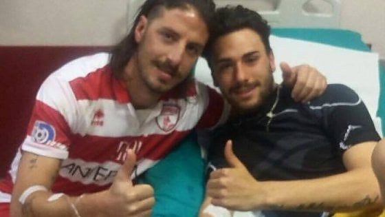 Gravina in Puglia, calciatore sviene durante il derby con l'Altamura: non è grave, partita sospesa
