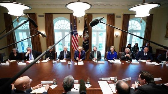Coronavirus, task force con i big della farmaceutica da Trump: "Presto avremo un vaccino"