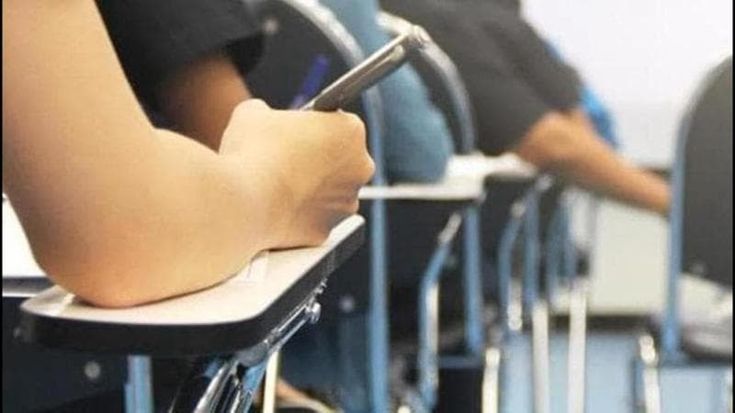 Insegnava alle superiori senza laurea: falso prof condannato dalla Corte dei Conti