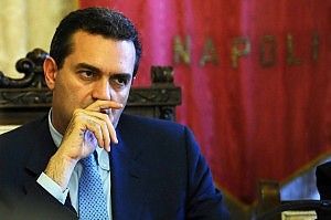 De Magistris su Lampedusa:<br />"Pronti ad accogliere superstiti"