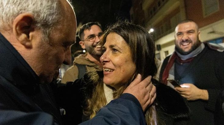 Alessandra Todde, la sorpresa: ex cervello in fuga che ha conquistato la vittoria. “Sarò la prima presidente della Sardegna”