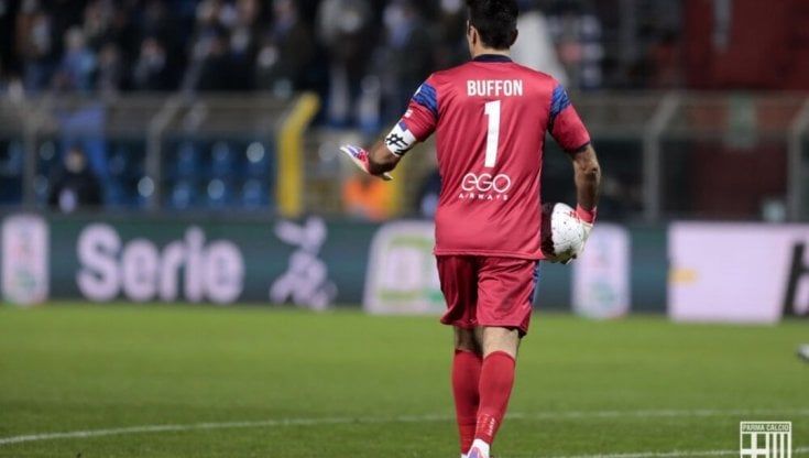 Serie B, Como-Parma 1-1: Inglese risponde a Gliozzi, Buffon para un rigore